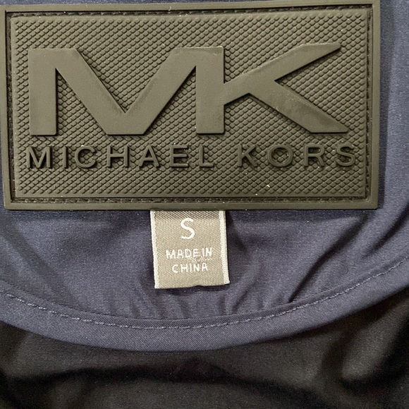 EUC- fantastic rain / windbreaker jacket- pull on - Picture 14 of 16